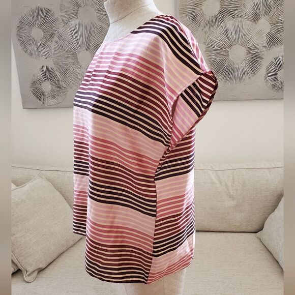 Vince Camuto Sleeveless Blouse sz Lg - Picture 4 of 10